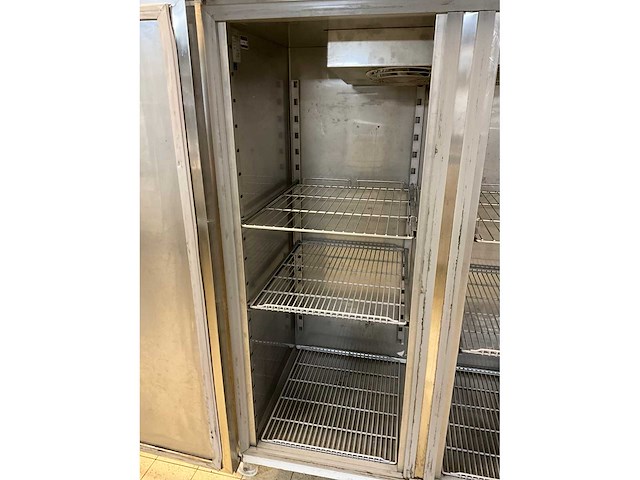 2012 jos ten berg snijos-142 d r dubbeldeurs vrieskast - afbeelding 1 van  4