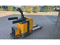 2012 jungheinrich ere 120 elektrische palletwagen - afbeelding 1 van  7