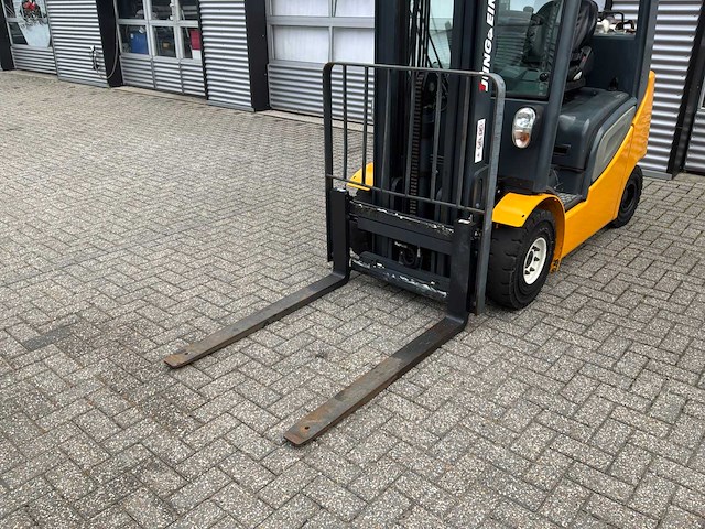 2012 jungheinrich tfg361s vorkheftruck - afbeelding 14 van  17