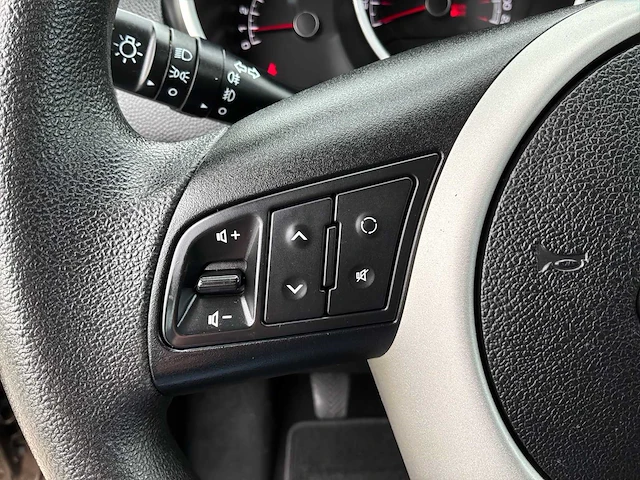 2012 kia venga 1.4 cvvt plus pack personenauto - afbeelding 30 van  52