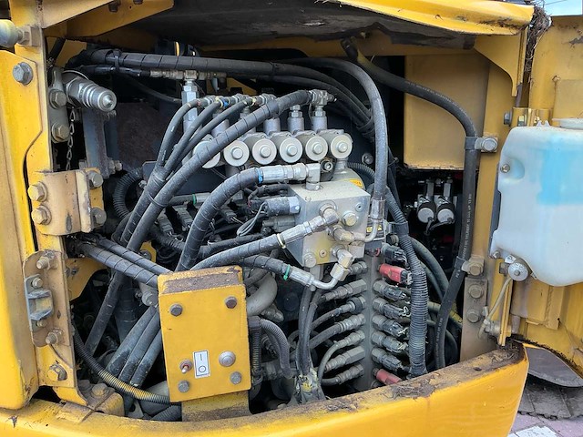 2012 komatsu pc228uslc-8 rupsgraafmachine - afbeelding 18 van  32