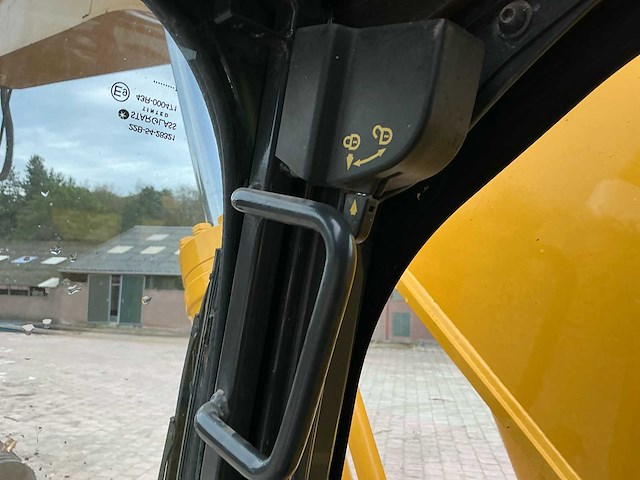 2012 komatsu pc228uslc-8 rupsgraafmachine - afbeelding 24 van  32