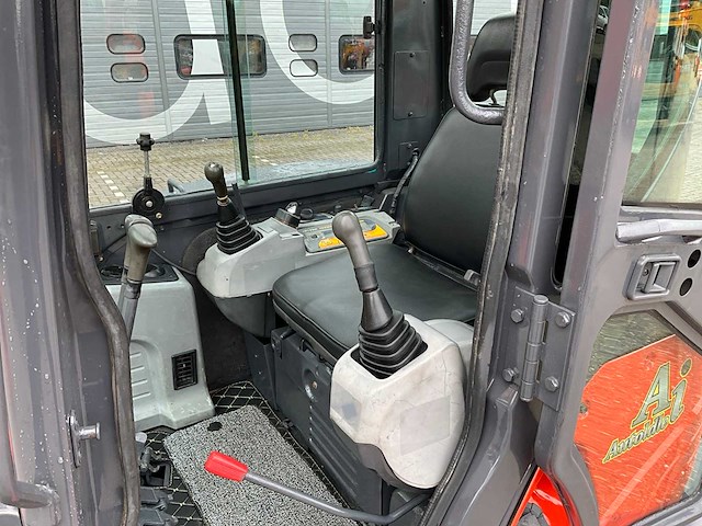 2012 kubota kx155-3 midigraafmachine - afbeelding 14 van  30