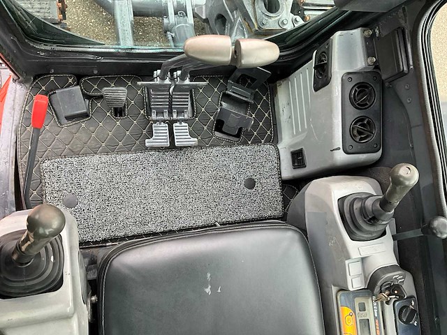 2012 kubota kx155-3 midigraafmachine - afbeelding 15 van  30