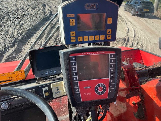 2012 kuhn spv 14 zelfrijdende voermengwagen - afbeelding 2 van  4