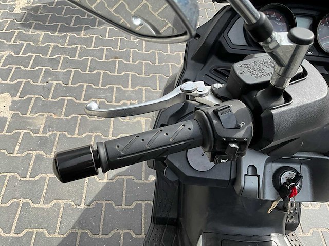 2012 kwang yang myroad 700i motorfiets - afbeelding 11 van  14
