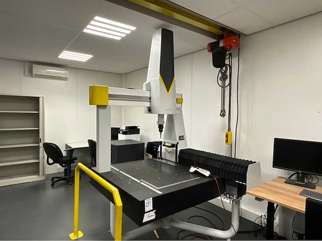 2012 lk / nikon integra 3-d meettafel - afbeelding 21 van  25