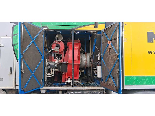 2012 man tgs 35.480 8x4 grondzuiger vrachtwagen - afbeelding 16 van  71