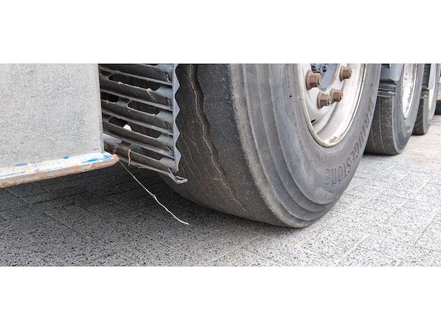 2012 man tgs 35.480 8x4 grondzuiger vrachtwagen - afbeelding 27 van  71