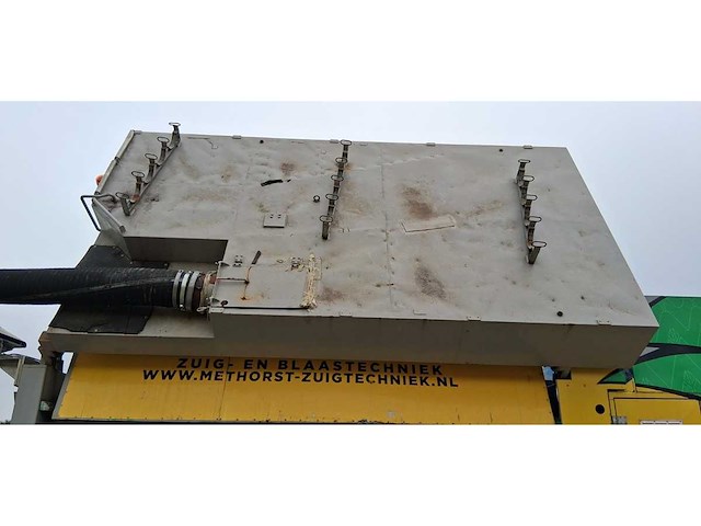 2012 man tgs 35.480 8x4 grondzuiger vrachtwagen - afbeelding 38 van  71