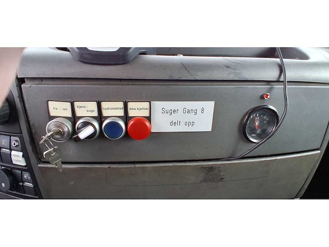 2012 man tgs 35.480 8x4 grondzuiger vrachtwagen - afbeelding 59 van  71