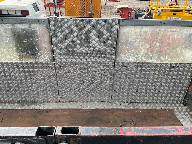 2012 manbak - afbeelding 8 van  10