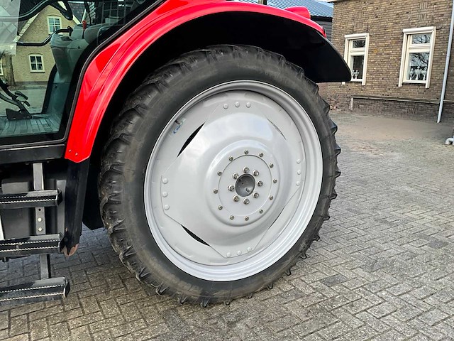 2012 massey ferguson 5445 dyna-4 vierwielaangedreven landbouwtractor - afbeelding 25 van  29