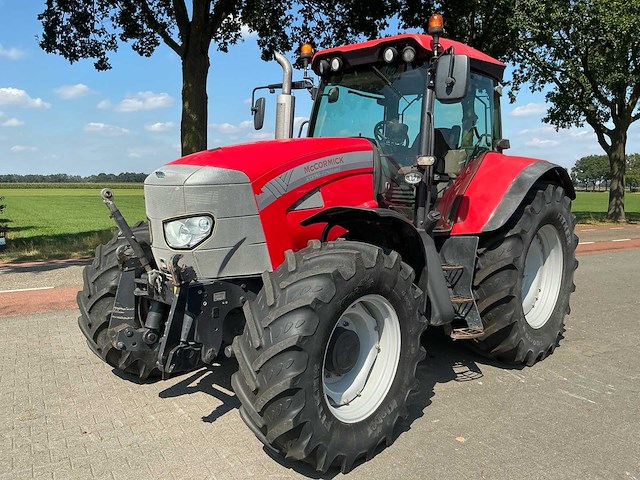 2012 mccormick xtx165 xtraspeed vierwielaangedreven landbouwtractor - afbeelding 1 van  31