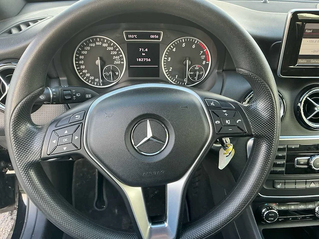 2012 mercedes-benz a-klasse 180 ambition personenauto - afbeelding 17 van  39