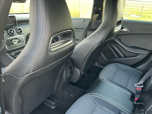 2012 mercedes-benz a-klasse 180 ambition personenauto - afbeelding 24 van  39