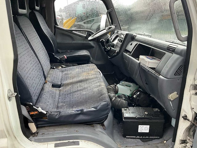 2012 mitsubishi canter 3c13 3.0 di 385 bedrijfswagen - afbeelding 2 van  15