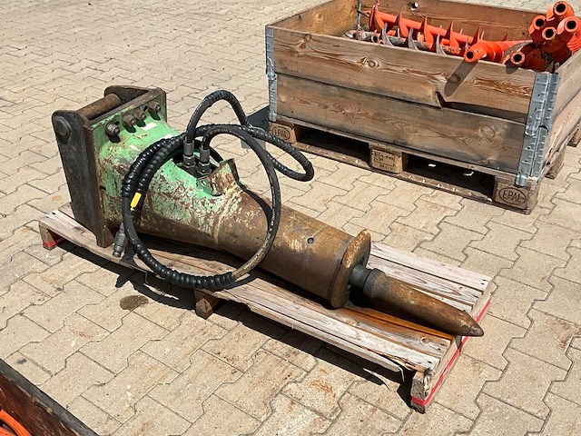 2012 montabert sc22 sloophamer - afbeelding 2 van  5