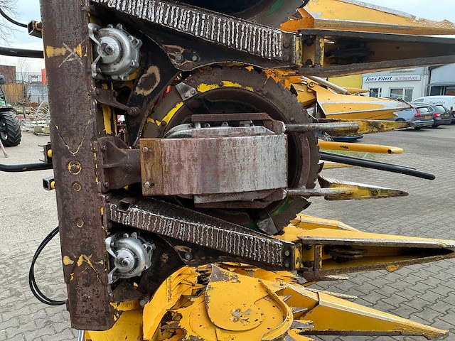 2012 new holland 470fie maisbek 10 rij(c) - afbeelding 7 van  20