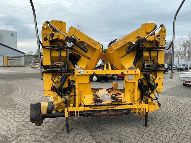 2012 new holland 470fie maisbek 10 rij(c) - afbeelding 17 van  20