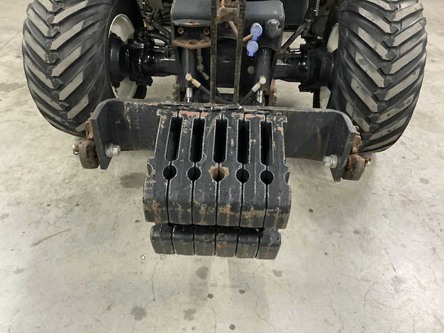 2012 new holland t4040f smalspoortractor - afbeelding 9 van  27