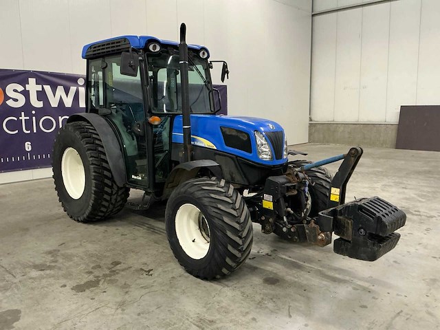 2012 new holland t4040f smalspoortractor - afbeelding 21 van  27