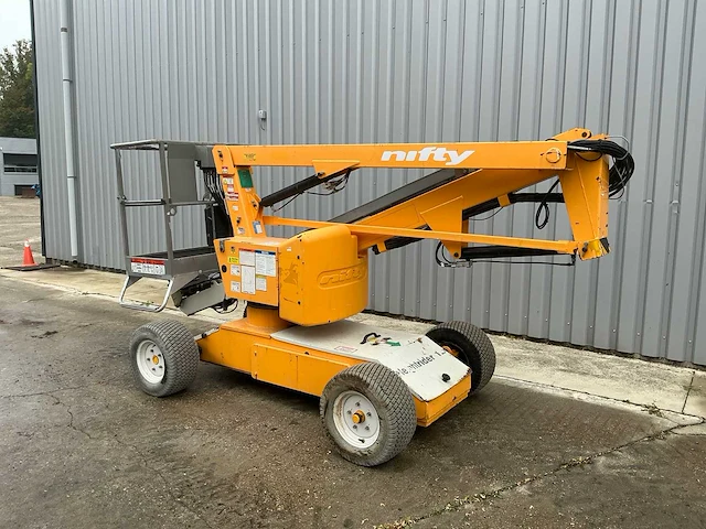 2012 niftylift hr12 ne elektrische knikarmhoogwerker 12,2 m - afbeelding 12 van  18