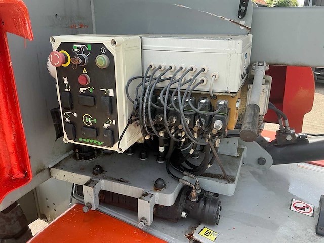 2012 niftylift nifty hr17 hoogwerker - afbeelding 3 van  8