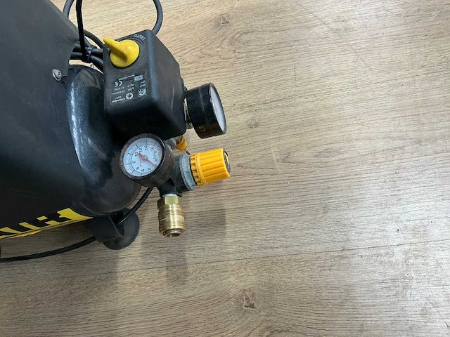 2012 nuair om200/6 sil luchtcompressor - afbeelding 3 van  6