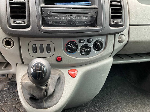 2012 opel vivaro 2.0cdti bedrijfswagen 1-vzg-11 - afbeelding 17 van  34