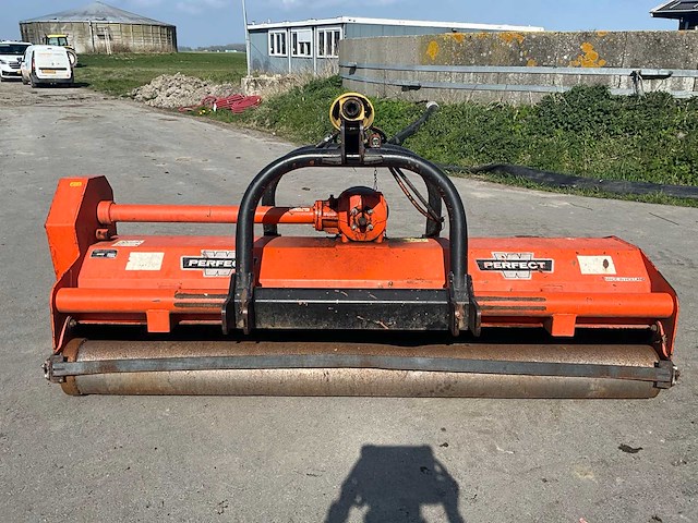 2012 perfect klepelmaaier - afbeelding 11 van  20