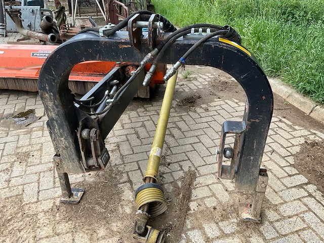 2012 perfect zw-240 klepelmaaier - afbeelding 8 van  10