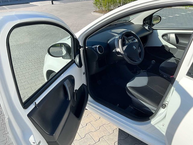 2012 peugeot 107 1.0 access accent personenauto - afbeelding 11 van  27