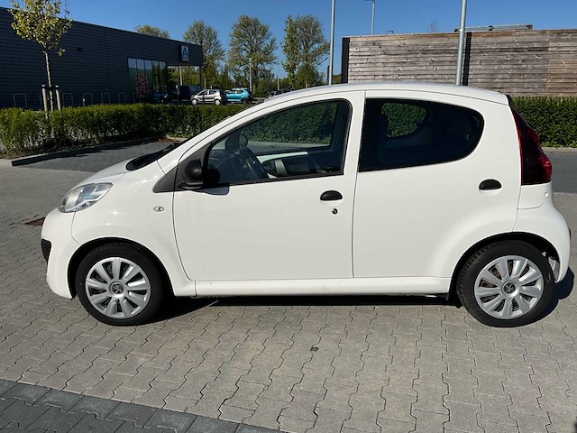 2012 peugeot 107 1.0 access accent personenauto - afbeelding 23 van  27