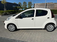 2012 peugeot 107 1.0 access accent personenauto - afbeelding 23 van  27