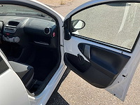 2012 peugeot 107 1.0 personenauto 93-tsp-2 - afbeelding 13 van  25