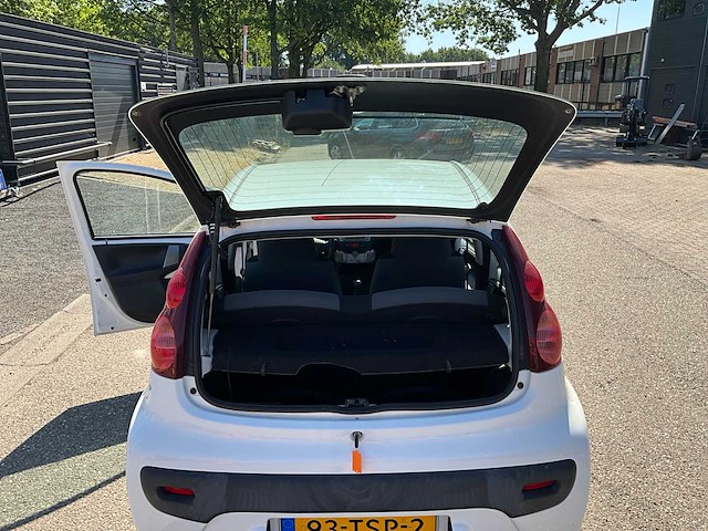 2012 peugeot 107 1.0 personenauto 93-tsp-2 - afbeelding 19 van  25