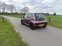 2012 peugeot 107 airco 1.0 active personenauto - afbeelding 11 van  12