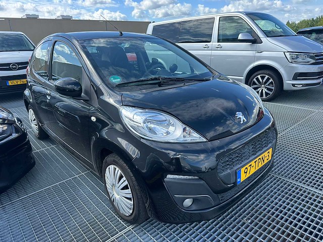 2012 peugeot 107 airco 1.0 active personenauto - afbeelding 2 van  5