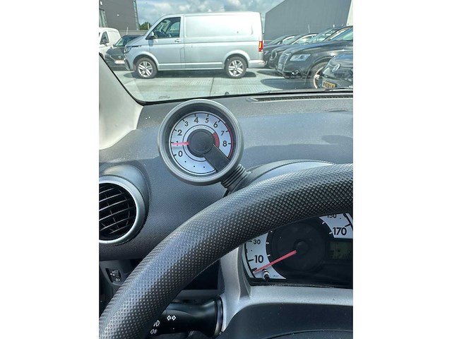 2012 peugeot 107 airco 1.0 active personenauto - afbeelding 5 van  5