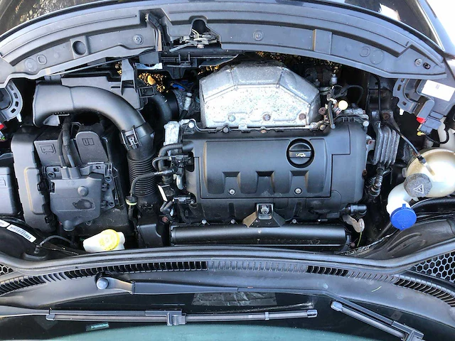 2012 peugeot 207 cc personenauto - afbeelding 3 van  12