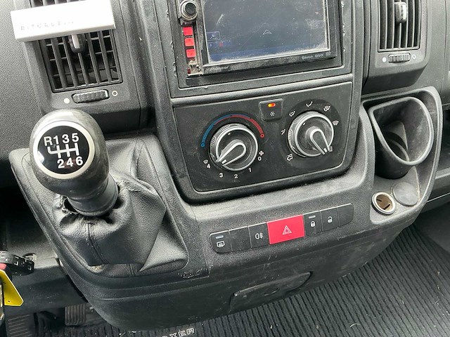 2012 peugeot boxer 333 2.2 hdi l2h2 p+ bedrijfswagen - afbeelding 2 van  14