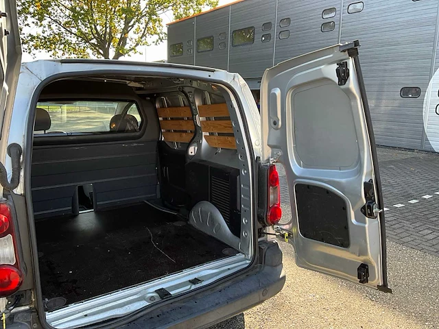 2012 peugeot partner 120 1.6 hdi bedrijfswagen 7-vxh-89 - afbeelding 21 van  33