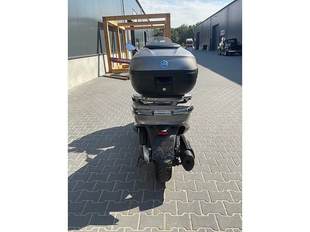 2012 piaggio x 10 motorfiets - afbeelding 14 van  17