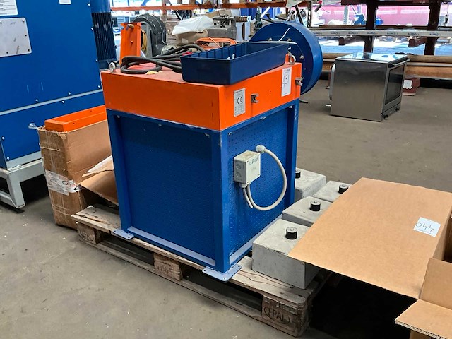 2012 quarrata forniture grizzly 10hp vlokkensnijmachine - afbeelding 4 van  6