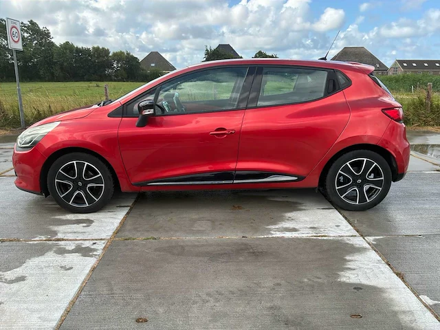 2012 renault clio 0.9 tce dynamique personenauto - afbeelding 32 van  33