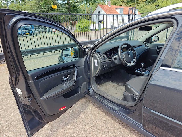 2012 renault laguna personenauto - afbeelding 20 van  38