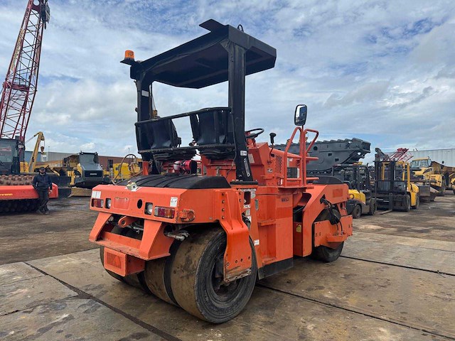 2012 sakai gw750-2 asfalt walssmachine voor de wegenbouw - afbeelding 11 van  13