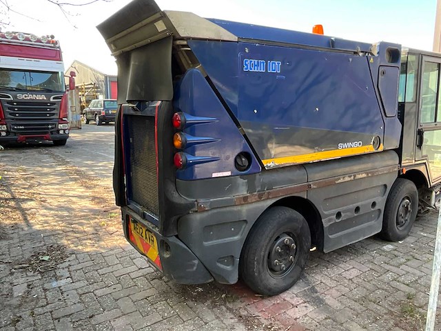 2012 schmidt swingo compact sweeper 200 zelfrijdende veegmachine - afbeelding 15 van  39