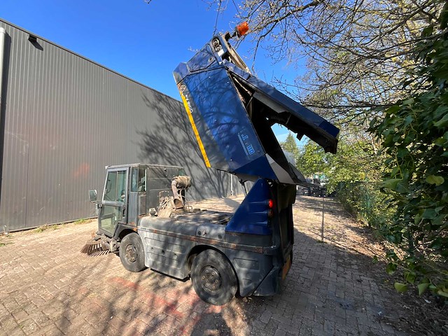 2012 schmidt swingo compact sweeper 200 zelfrijdende veegmachine - afbeelding 18 van  39